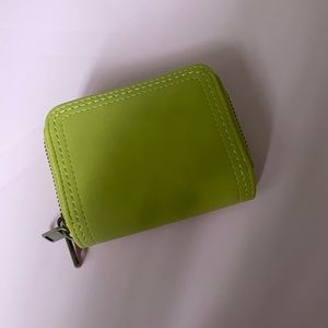Green wallet